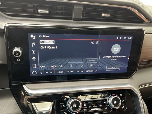 Used 2024 GMC Sierra 2500 Denali Ultimate image 21