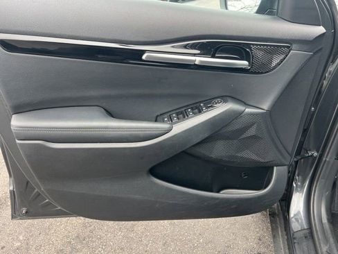 Certified 2025 Kia Seltos S image 27