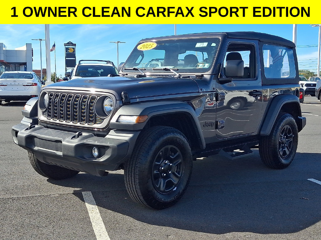 Used 2025 Jeep Wrangler Sport AWD/4WD image 3