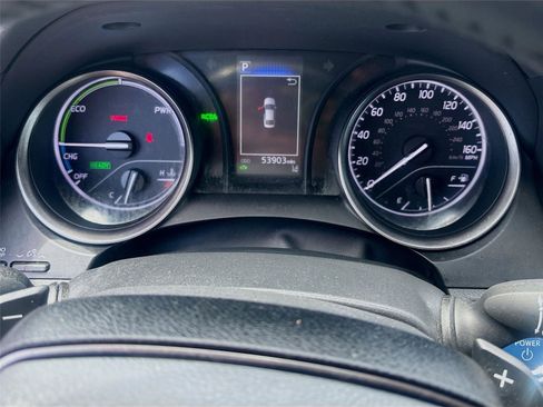 Used 2024 Toyota Camry SE w/ Audio Upgrade Package FWD image 12