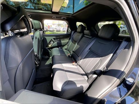 New 2026 Land Rover Range Rover Sport Dynamic SE AWD/4WD image 12