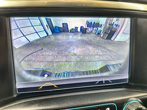 Used 2015 Chevrolet Silverado 1500 LTZ w/ LTZ Plus Package AWD/4WD image 19