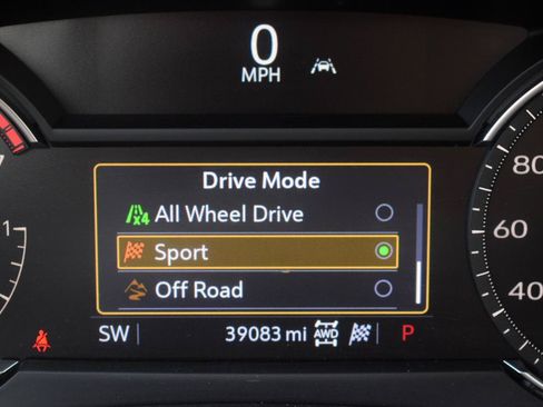 Used 2023 Cadillac XT4 Sport w/ LPO, Onyx Lite Package AWD/4WD image 33