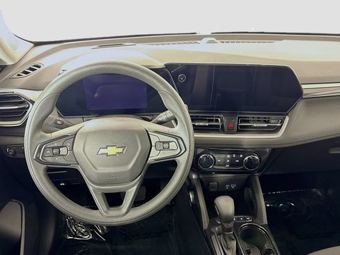 Certified 2025 Chevrolet TrailBlazer LT AWD/4WD image 22
