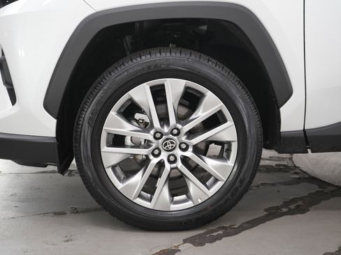 Used 2025 Toyota RAV4 XLE Premium AWD/4WD image 29