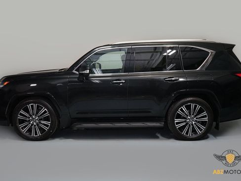 Used 2026 Lexus LX 700h Luxury image 5