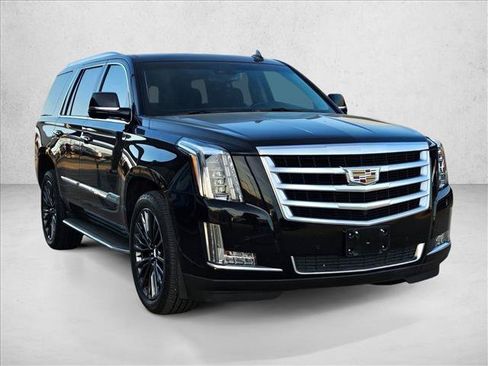 Used 2015 Cadillac Escalade Luxury AWD/4WD image 3