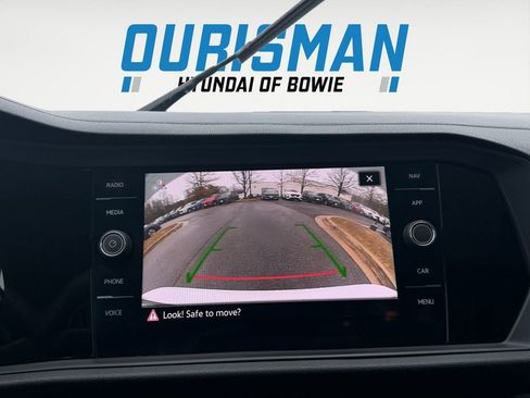 Used 2021 Volkswagen Jetta SEL Premium image 22