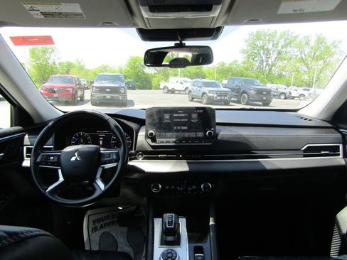 Used 2022 Mitsubishi Outlander SEL AWD/4WD image 12