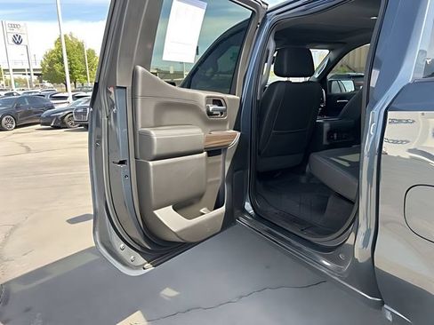 Used 2019 Chevrolet Silverado 1500 LT Trail Boss AWD/4WD image 22