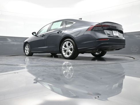 Certified 2023 Honda Accord LX image 31