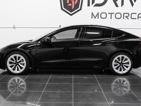 Used 2022 Tesla Model 3 Long Range image 17