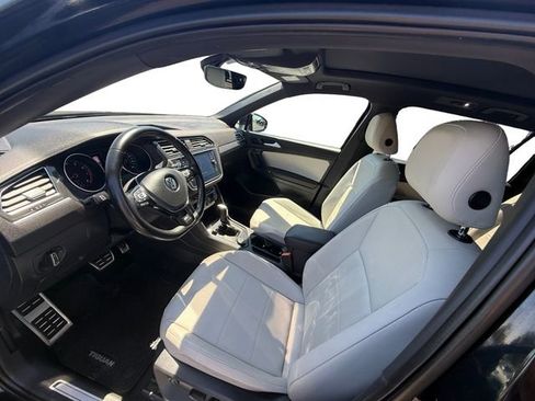 Used 2020 Volkswagen Tiguan SE R-Line AWD/4WD image 14