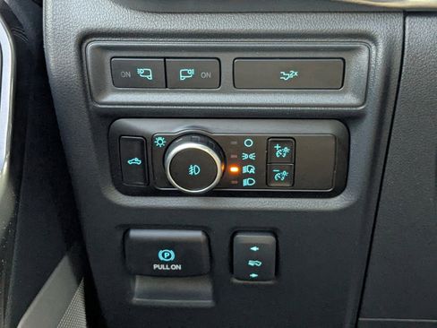 Used 2023 Ford F150 Lariat image 25