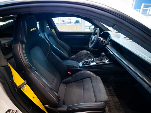 Used 2024 Porsche 911 GT3 image 31