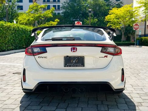 Used 2023 Honda Civic Type R image 22