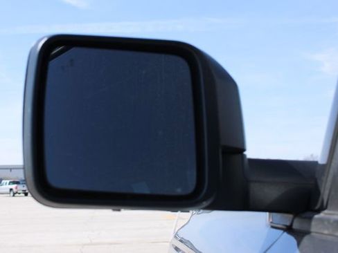 Used 2024 Ford Bronco Everglades image 7