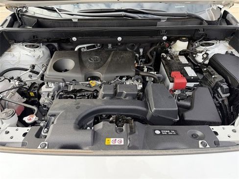 Used 2025 Toyota RAV4 XLE Premium image 32