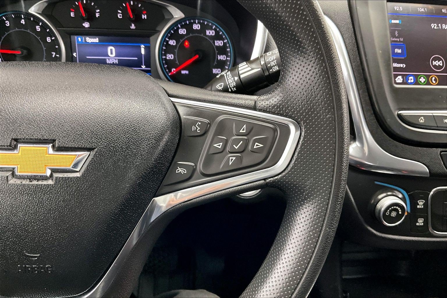 Used 2021 Chevrolet Equinox LT AWD/4WD image 18