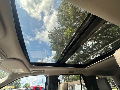 Used 2019 Ford Expedition XLT w/ Equipment Group 202A RWD image 17