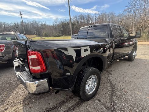 Used 2024 RAM 3500 Tradesman w/ Towing Technology Group image 27