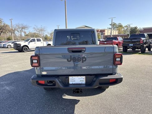 New 2026 Jeep Gladiator Sport image 4