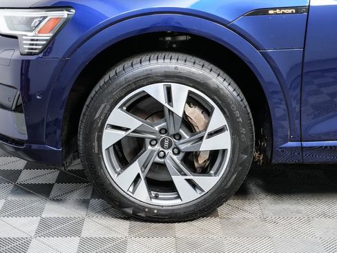 Certified 2021 Audi e-tron Premium w/ Convenience Plus Package image 32