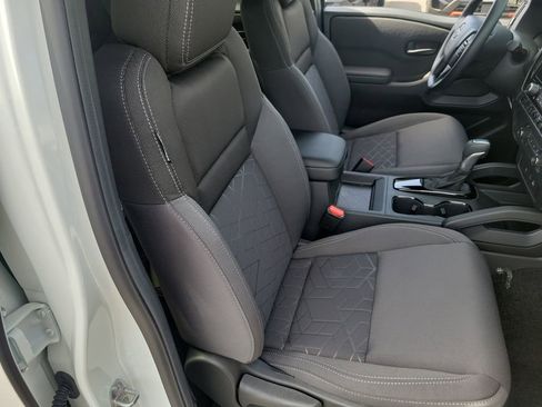 New 2026 Nissan Frontier SV w/ Tow Package image 13