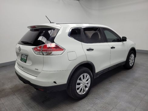 Used 2016 Nissan Rogue S AWD/4WD image 10