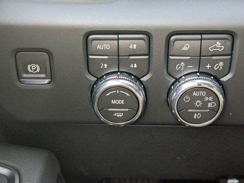 New 2026 GMC Sierra 1500 Denali w/ Denali Reserve Package image 17