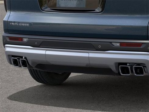New 2026 Chevrolet Traverse LT image 14