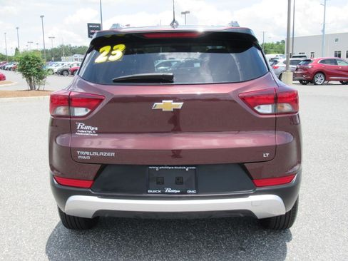 Used 2023 Chevrolet TrailBlazer LT AWD/4WD image 6