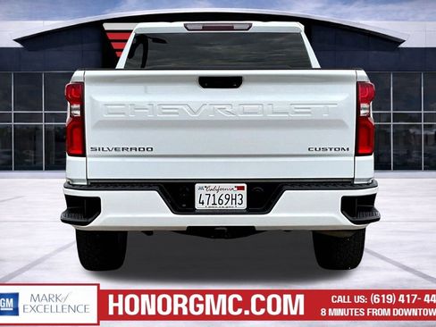 Used 2021 Chevrolet Silverado 1500 Custom image 5