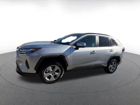 Used 2025 Toyota RAV4 XLE image 8