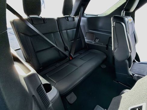 Used 2026 Ford Explorer Tremor w/ Tremor Ultimate Package AWD/4WD image 31