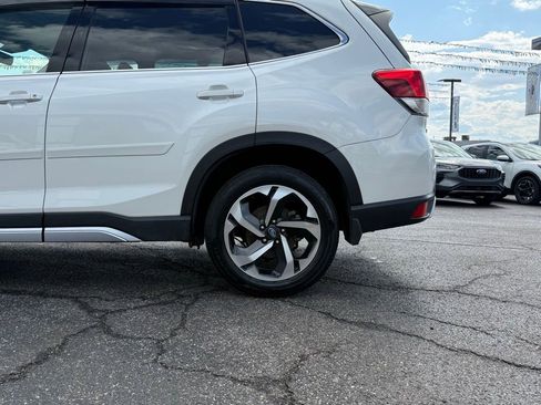 Used 2024 Subaru Forester Touring w/ Convenience Package image 31