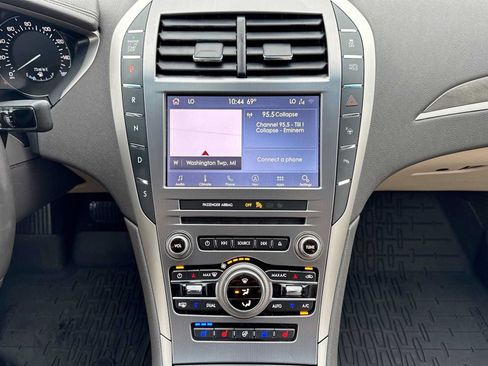 Used 2020 Lincoln MKZ Reserve w/ Elements Package AWD/4WD image 28