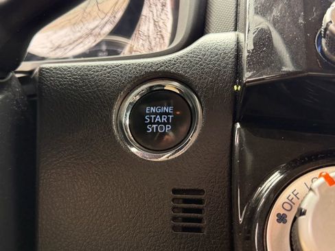 Used 2020 Toyota 4Runner TRD Off-Road Premium image 25