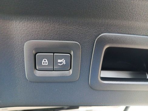 Certified 2024 MAZDA CX-90 Plug-In Hybrid w/ Preferred image 10