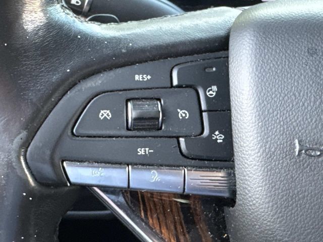 Used 2022 Cadillac Escalade ESV Premium Luxury RWD image 29