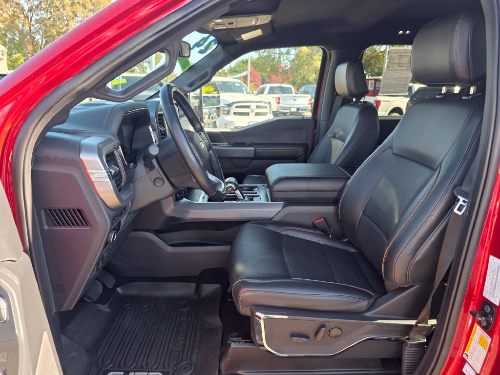 Used 2024 Ford F150 Lariat w/ FX4 Off-Road Package AWD/4WD image 4