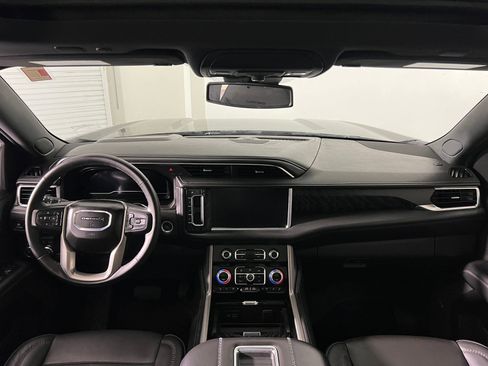 Used 2024 GMC Yukon Denali image 15