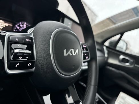 Used 2022 Kia Sorento SX image 12