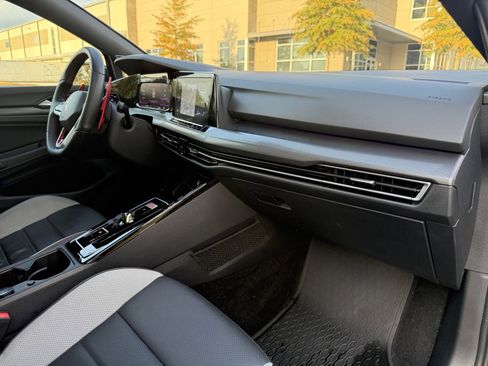 Used 2024 Volkswagen GTI SE w/ SE Leather Seats Package image 23