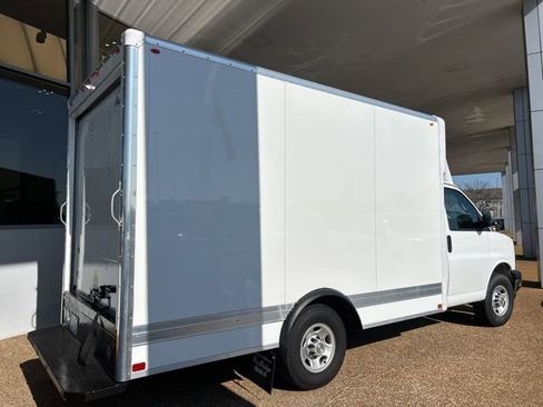 New 2025 Chevrolet Express 3500 w/ Power Convenience Package image 3