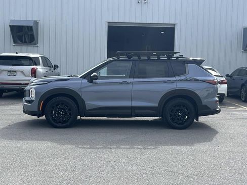 New 2026 Mitsubishi Outlander AWD image 2