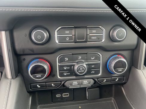 Used 2024 Chevrolet Tahoe LT w/ Luxury Package image 19