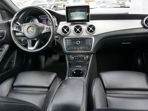 Used 2016 Mercedes-Benz CLA 250 image 5