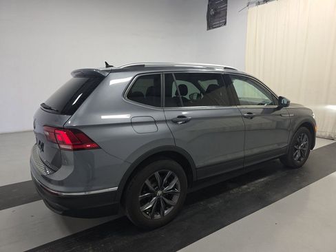 Used 2023 Volkswagen Tiguan SE image 4