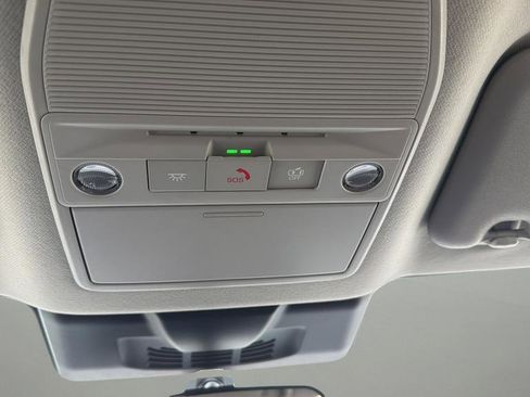 New 2026 Nissan Sentra SR w/ Floor Mat Package FWD image 30